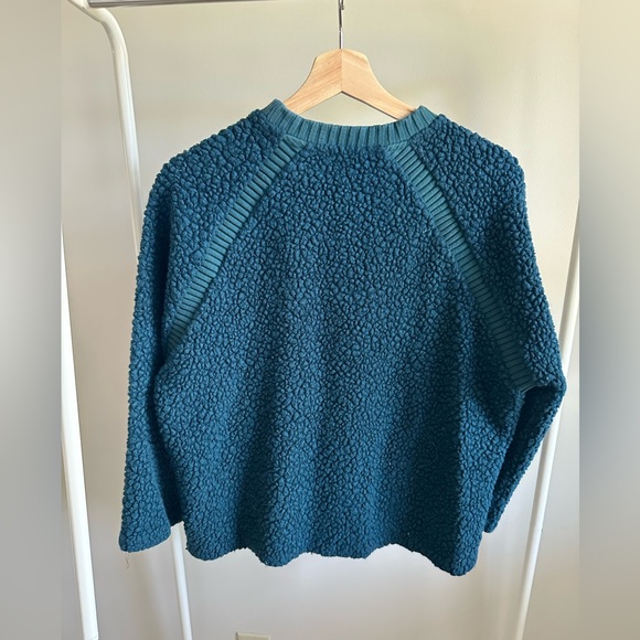 levi’s made and crafted sherpa boucle sweater - Picture 5 of 7